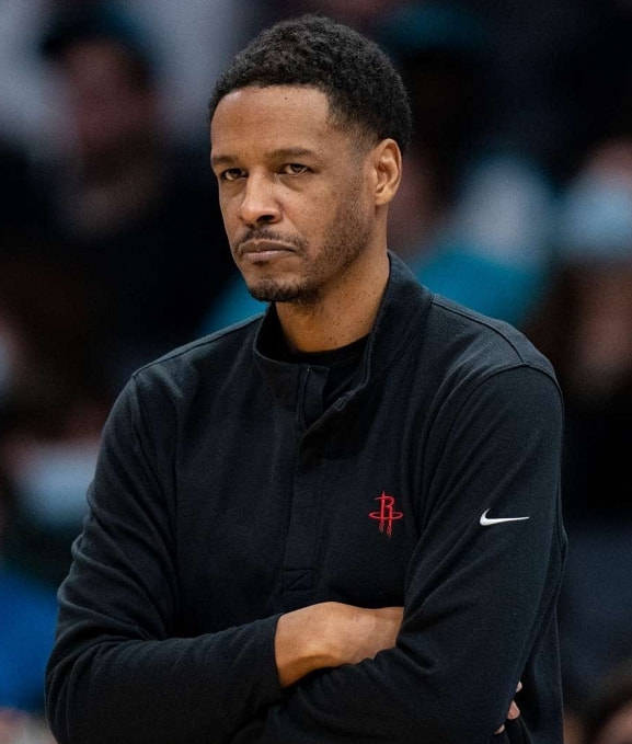 爱游戏APP-关于风云突变门兴格拉德巴赫冲刺阶段门线救险，NBA总决赛版图或变，更衣室稳定，更衣室氛围转暖的信息