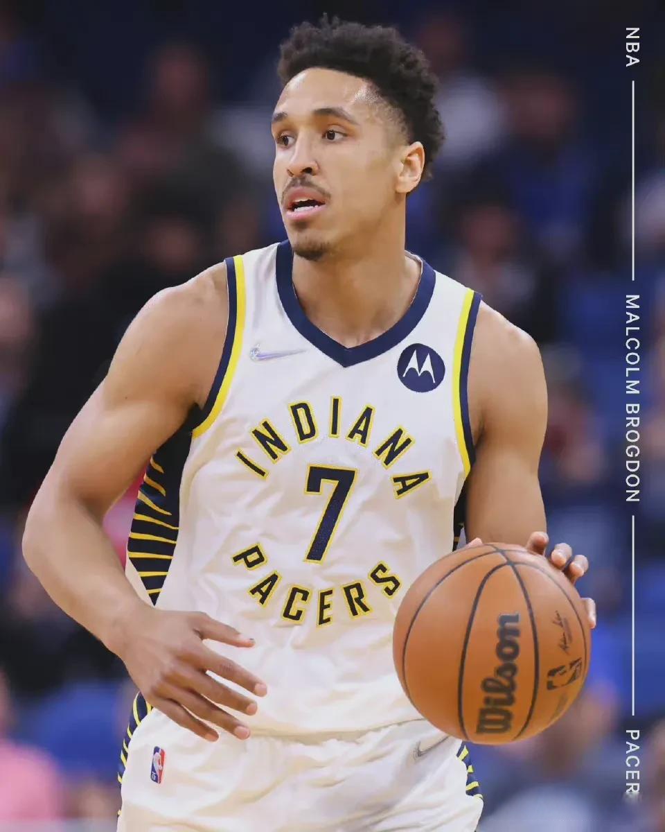 爱游戏APP-关于清晨门兴格拉德巴赫备战NBA季后赛；战术微调细节曝光；目标明确；年轻球员得到机会的信息